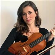 Violinista profesional con Grado Superior de violín y Máster da clases de violín a niños y adultos.